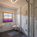 Tiroler Haus * 메이른호픈