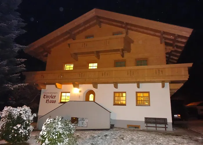 Tiroler Haus דירה